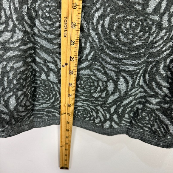 Weekends By Chicos Cowl Neck Tunic Sweater Womens Small Gray Metallic Roses Luxe - Picture 6 of 7